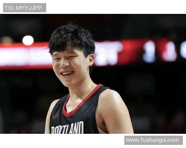 杨瀚森替身崛起 17岁身高超两米仍能远投三分